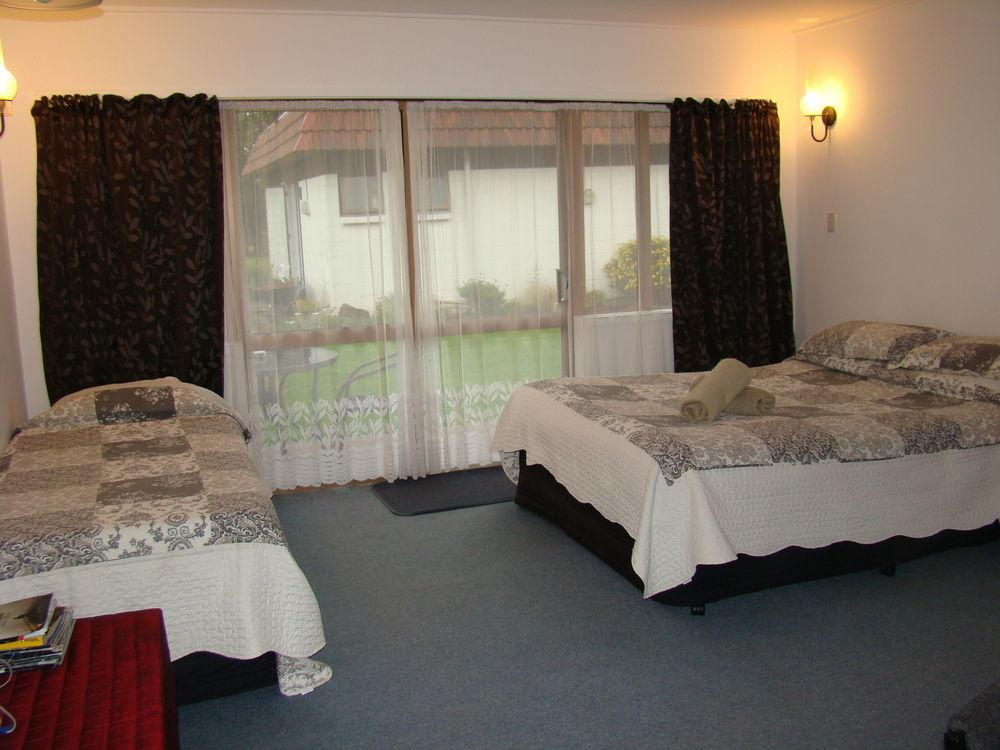 Avalon Motel Thames Extérieur photo