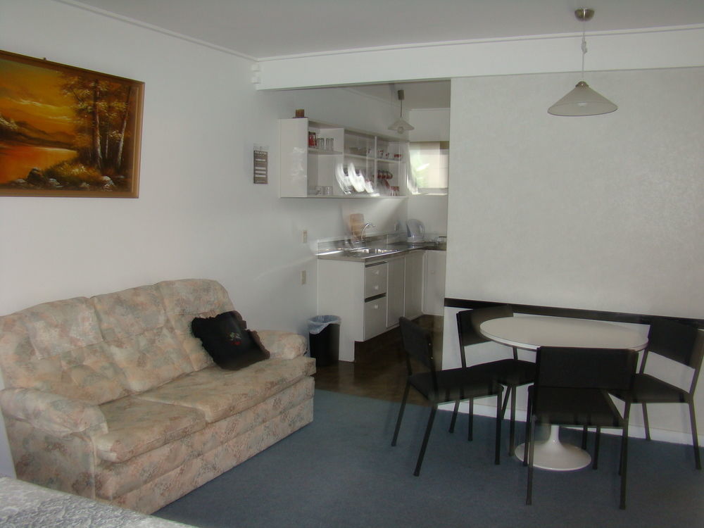 Avalon Motel Thames Extérieur photo