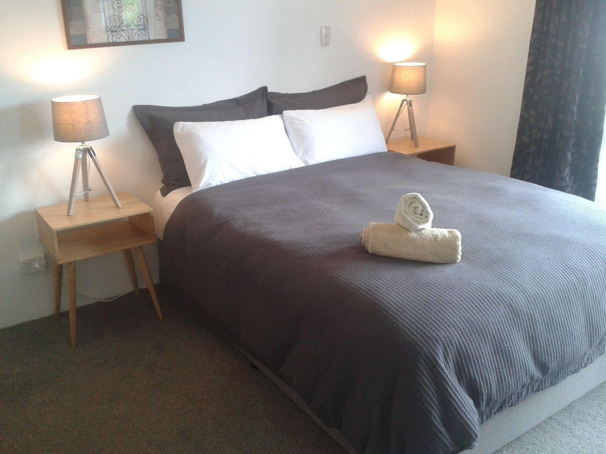 Avalon Motel Thames Extérieur photo